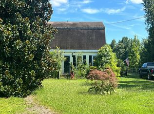 1725 Benefit Rd, Chesapeake, VA 23322