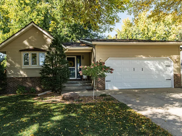 4433 3rd St NW, Rochester, MN 55901