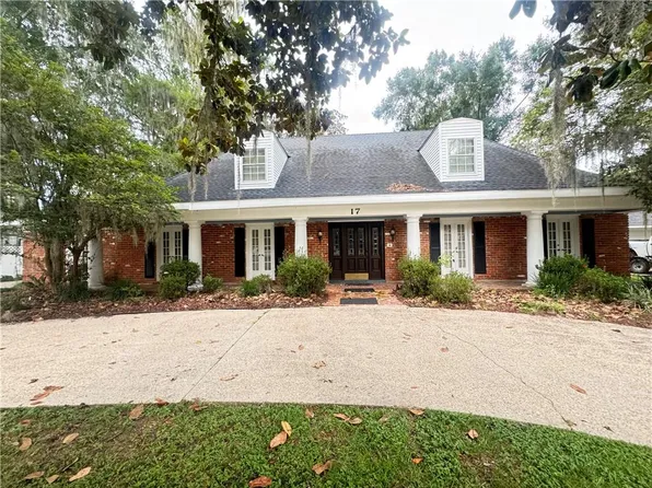 17 Zee Ann Dr, Hahnville, LA 70070