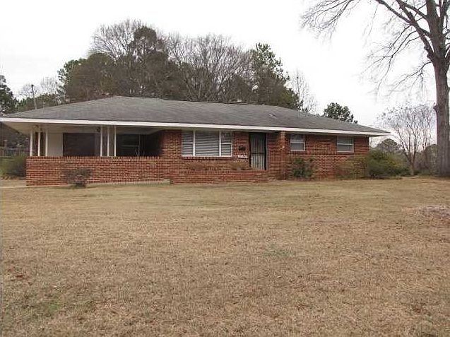 1st image of 3750 Willow Lane Dr