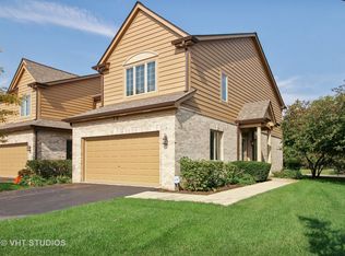 90 Santa Fe Ct, Willow Springs, IL 60480