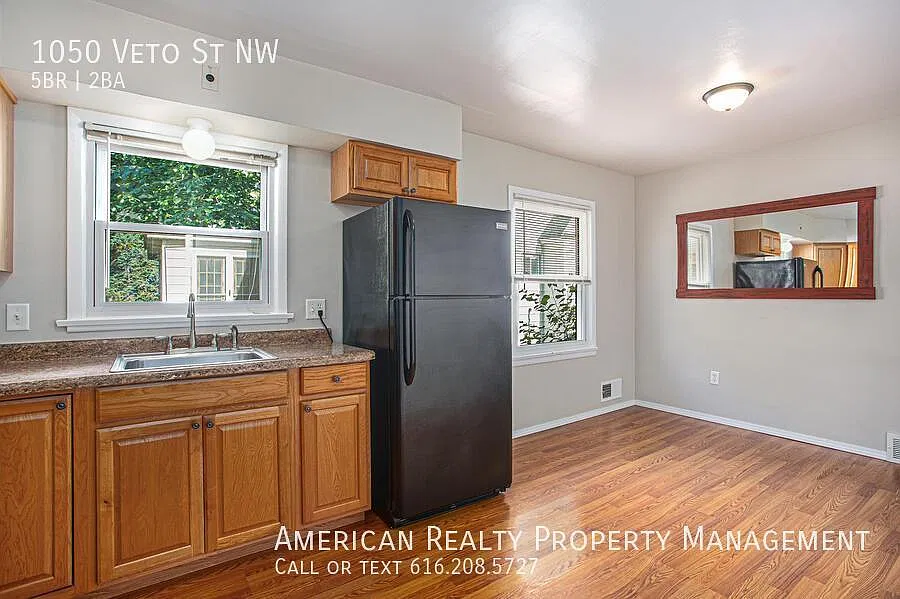 5 bed, 2134 sqft, $3,100 — Photo 3