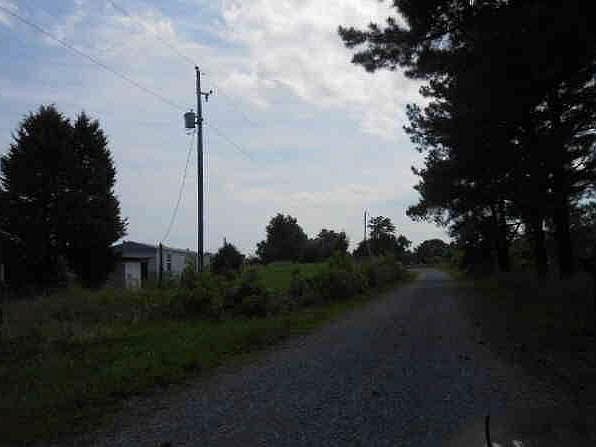 2nd image of 1006 Doe Run Dr