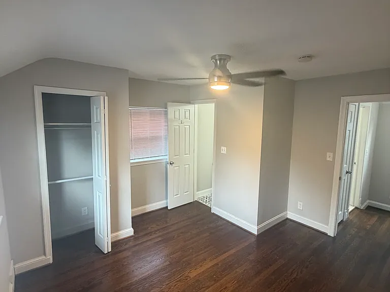 4758 Arlington Blvd — Photo 7