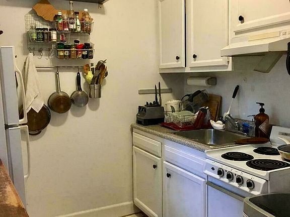 5th image of 344 E 20th St APT 2A