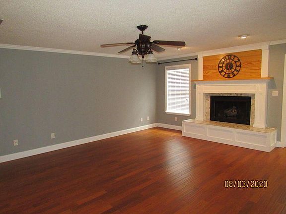 4th image of 905 Nutmeg Ave