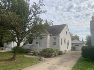 22840 Lambrecht Ave, Eastpointe, MI