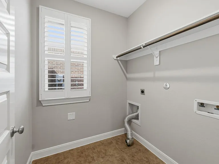 24230 Prairie Glen Ln — Photo 18