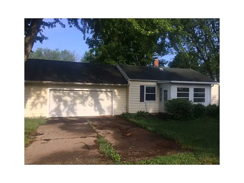 212 White St photo 1