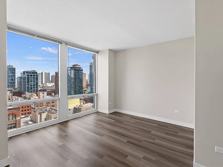 Flair Tower Apartments — Photo 13