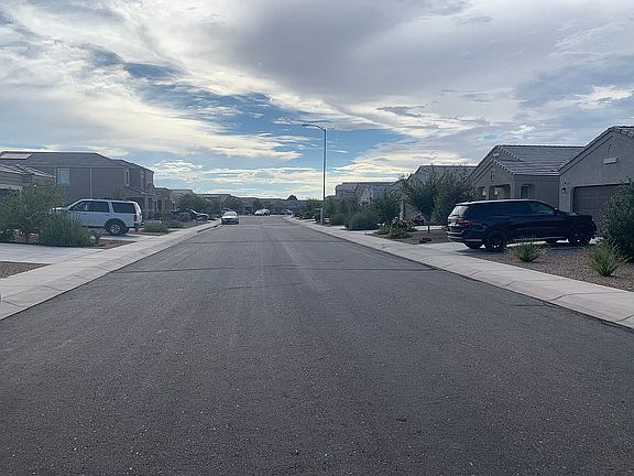 4th image of 36865 W Mediterranean Way