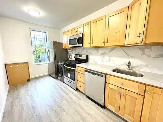 Rented by Compass | media 18