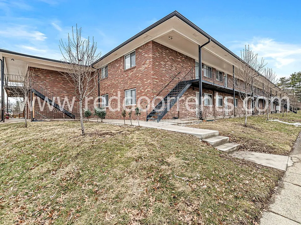 10291 Medallion Dr #285