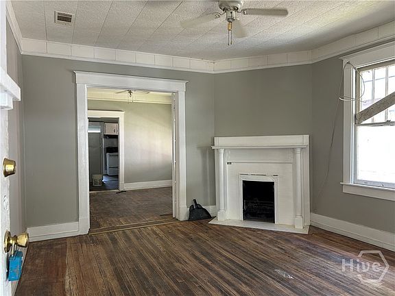 2nd image of 1125 SE 36th St