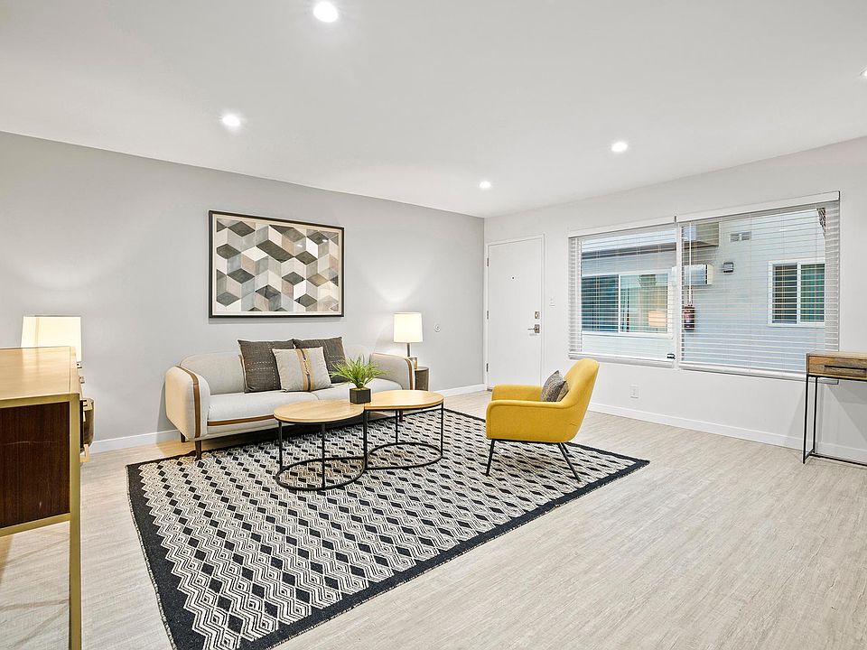 One Bedroom Apartment