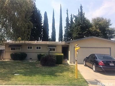 609 Curry Ave, Modesto, CA, 95354