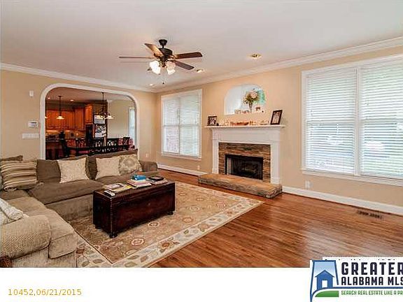 3rd image of 708 Lake Crest Dr