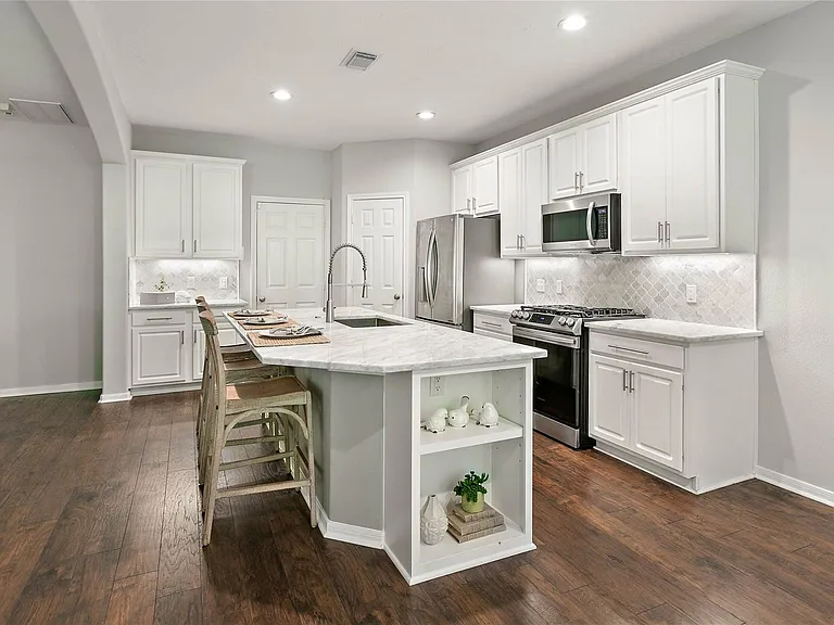 139 Ledgestone Pl — Photo 12