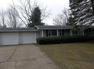 7138 Bellevue Dr, Mt Pleasant, MI 48858