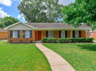 5239 Willowbend Blvd, Houston, TX 77096