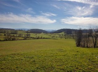 Hawthorne Dr, Meadowview, VA 24361