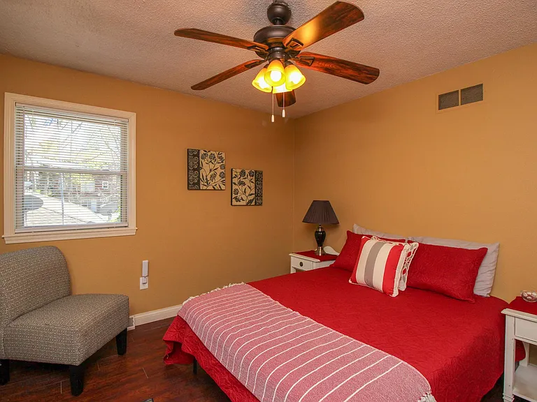 405 Mimosa Ct #5 — Photo 9