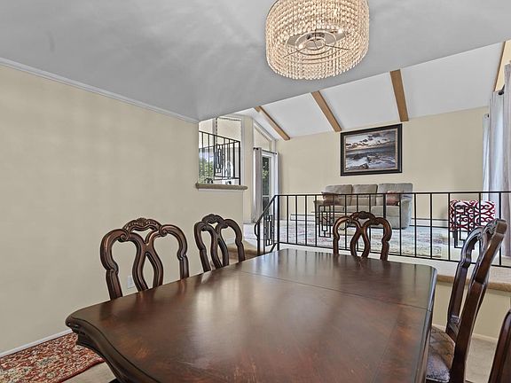 5th image of 6074 Thornapple LANE