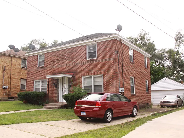 1519 Giddings Ave SE — Photo 1