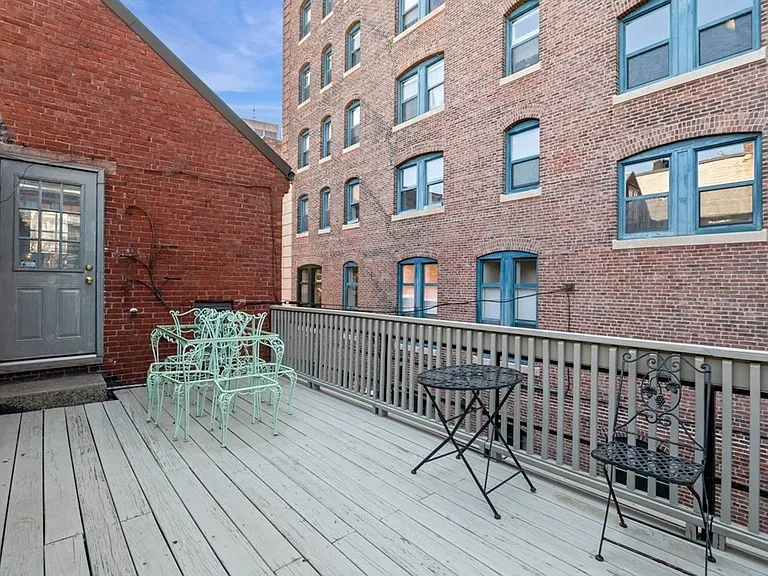 36 Joy Ct #F2 — Photo 5