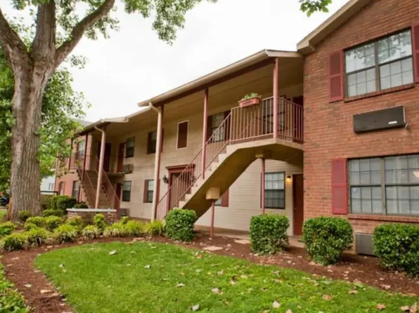 907 18th Ave S APT 201, Nashville, TN 37212