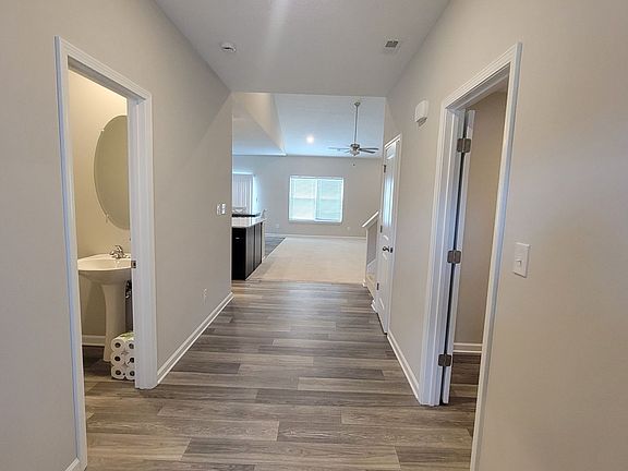 3rd image of 16951 Meander Way