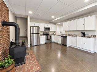 3089 Pandapas Pond Rd #B, Blacksburg, VA 24060