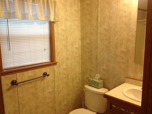 2nd image of 1 Harmony Ln