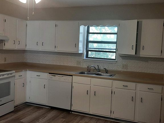 2nd image of 4103 N 31st St