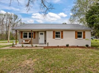 118 A G Myatt Dr, Dickson, TN 37055