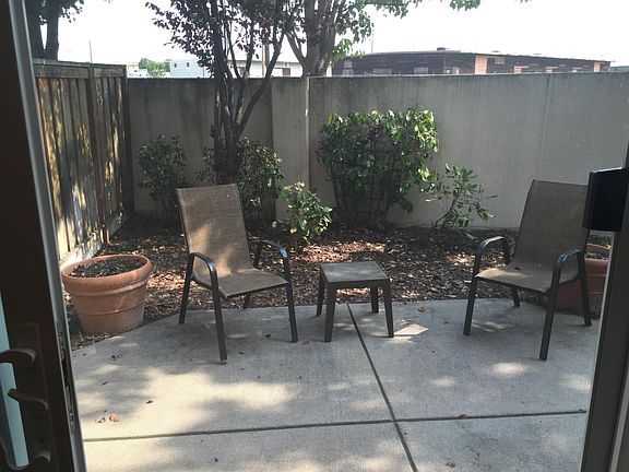 5th image of 6243 Sussex Dr