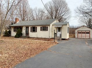 249 Sun Valley Dr, Southington, CT 06489