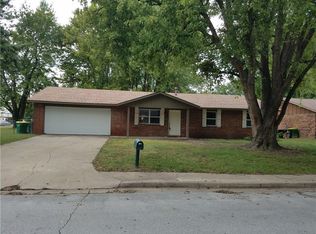 1000 Alicia St, Springdale, AR 72762