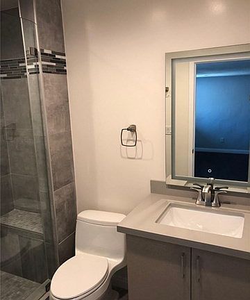 4th image of 7306 Woodley Ave