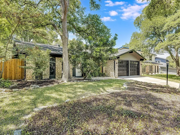 1707 Fawn Dr — Photo 7