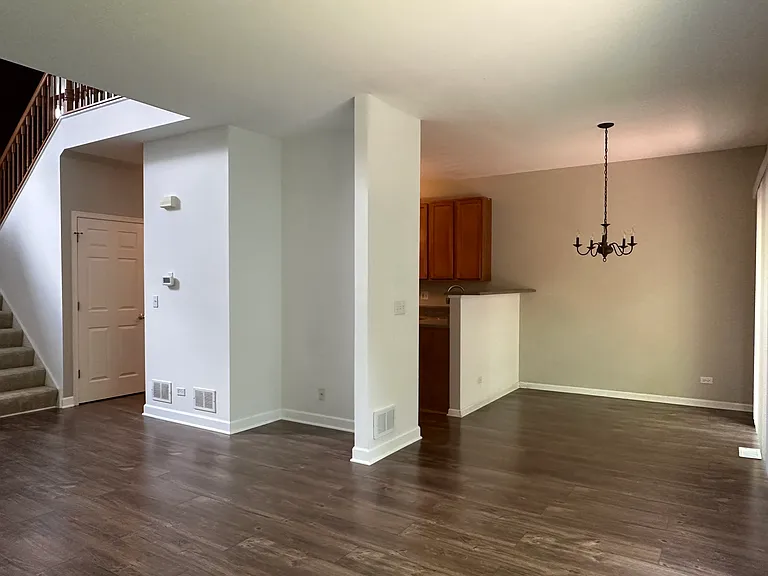 2307 Stoughton Dr — Photo 6