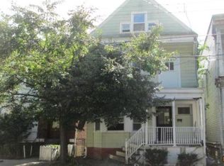 199 Hill St, Troy, NY 12180