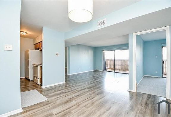 3rd image of 8523 Hearth Dr