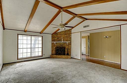 2nd image of 2805 Camelot Dr