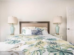 213 Hibiscus Ave, Pompano Beach, FL 33062