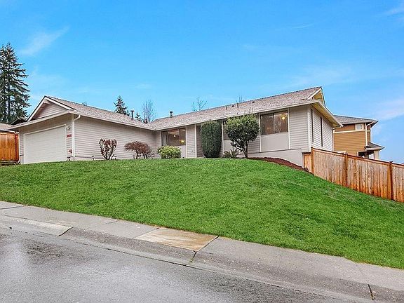 2nd image of 15631 NE 107th Ct