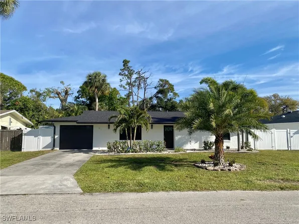 81 Cardinal Dr, North Fort Myers, FL 33917