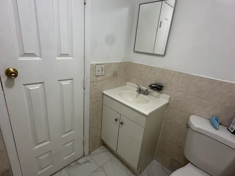 2809 Cortelyou Rd #1 — Photo 9