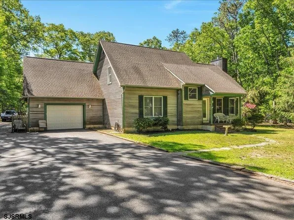 704 6th Ave, Galloway, NJ 08205