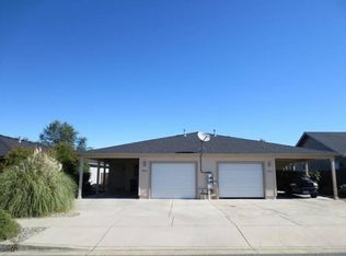 2240 N Star Dr, Grants Pass, OR 97527